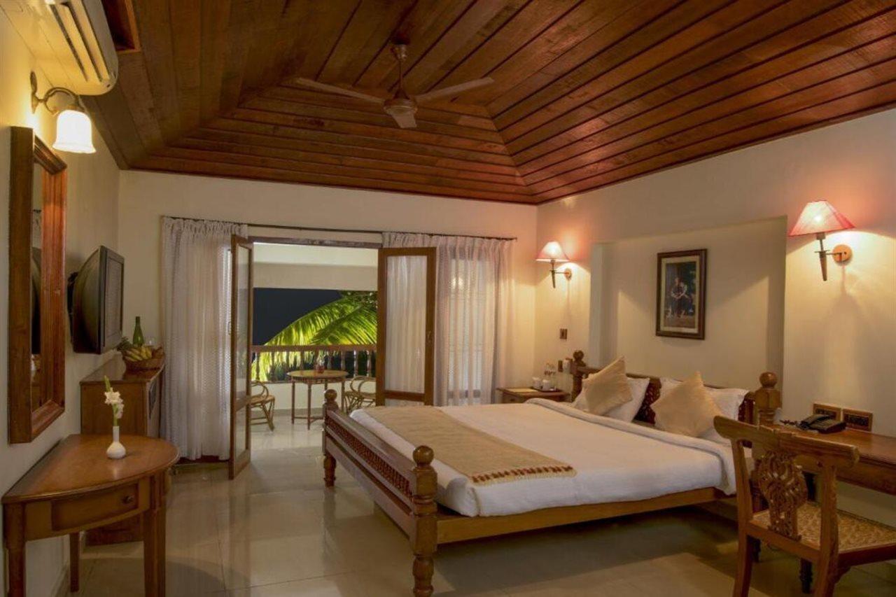 Isola Di Cocco Ayurvedic Beach Resort Poovar Exterior photo